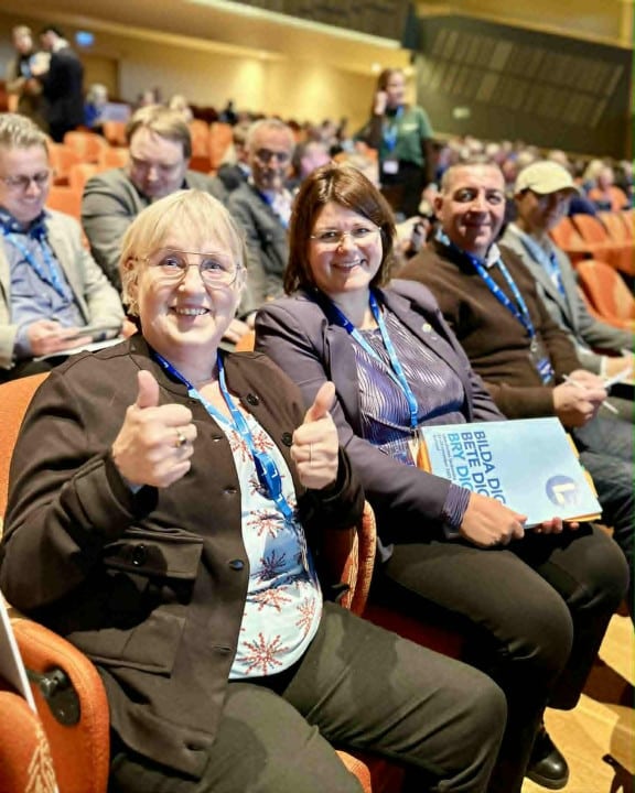 Västmanlandsbänken med (vänster till höger) Karin Andersson, Liane Blom, Roger Haddad och Holger Lundberg.